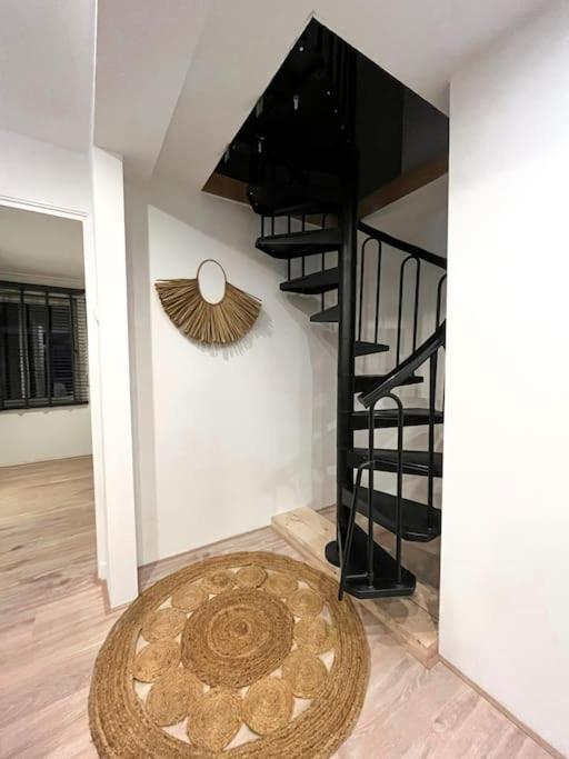 Gezellig Appartement, Gerenoveerd Eind 2022 提耳堡 外观 照片